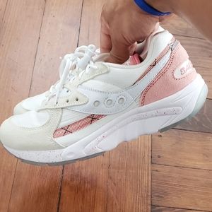Saucony Aya Running Women 6 1/2